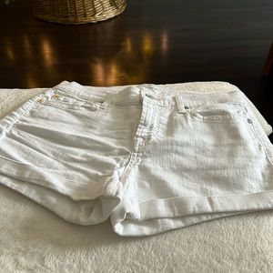 7 For All Mankind Low-Rise, stretch denim, rolled shorts, 4” inseam, size 26